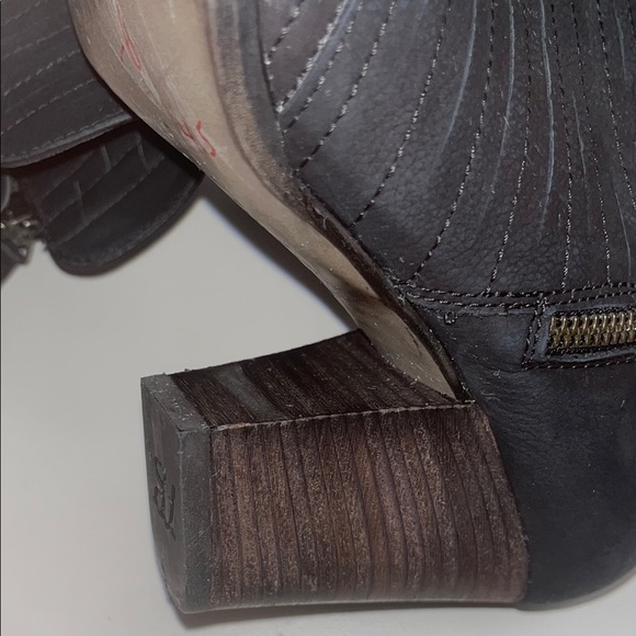 Paul Green made in Austria Black Ankle Booties size 7 / 4.5 preowned - Picture 7 of 13